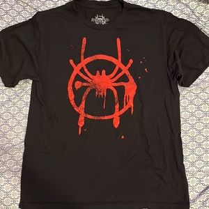 Selling: Boys spider-man t-shirt. Size XL.